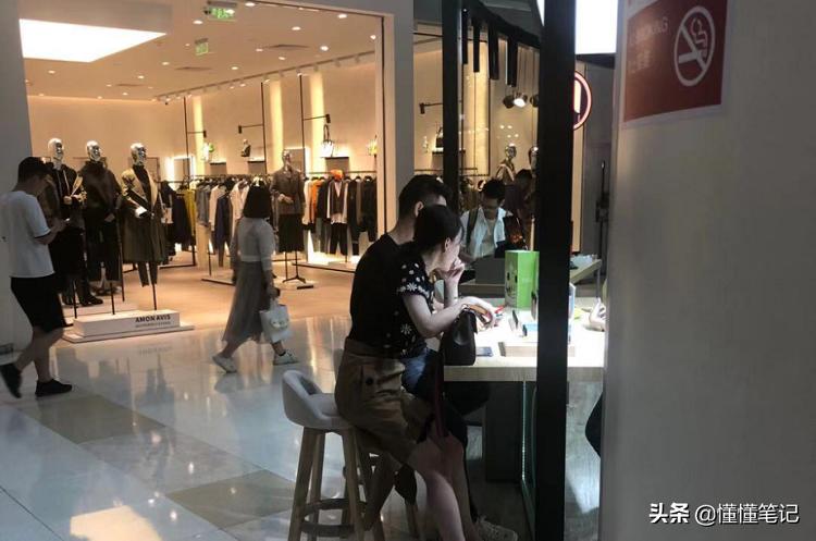 不止价格战_电子烟门店深陷“内卷化”(图5)