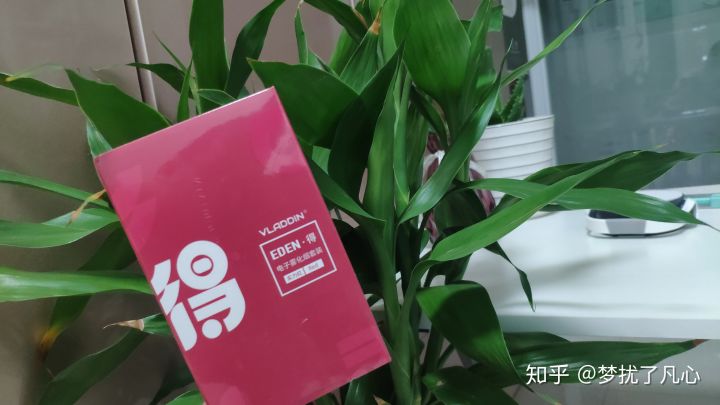随时随地,想来就来一口的瓦拉丁即抛型雾化棒和电子雾化烟套装横向评测(图3)
