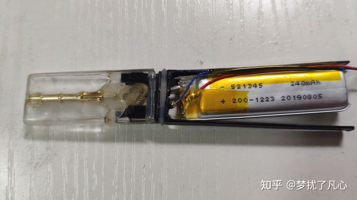 随时随地,想来就来一口的瓦拉丁即抛型雾化棒和电子雾化烟套装横向评测(图20)