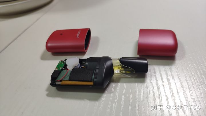 随时随地,想来就来一口的瓦拉丁即抛型雾化棒和电子雾化烟套装横向评测(图21)