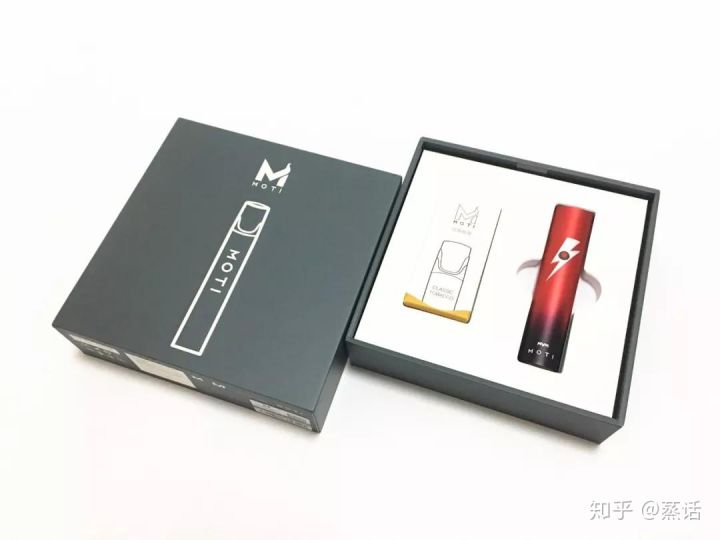 超炫酷的MOTI魔笛联合定制款——黑红烈焰电子烟选悦刻还是选魔笛?这款产品惊艳了我【深度测评】从新手入门款到进阶款,国内电子烟前三品牌,悦刻、魔笛、柚子产品对比测评!【经验帖】悦刻、魔笛、柚子三大主流电子烟品牌体验分享vvild小野V1 Plus评测!罗老师+冠希哥的双料小烟?到底是情怀收割机还是实力派?(图12)